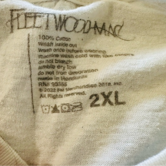 White Short Sleeve Tee - Picture 3 of 3